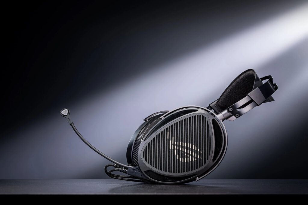 Casque gaming ROG Kithara développé avec Hifiman présenté au CES 2026 avec design open-back