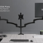 Adjustable desk monitor arm setup with central stand and two side arms; overlay notes VESA plate sizes 75x75mm and 100x100mm and screen size 17–32 inches.